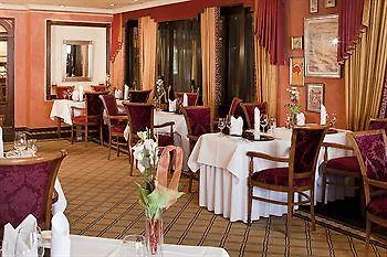 Parkhotel Heidehof Long דירה