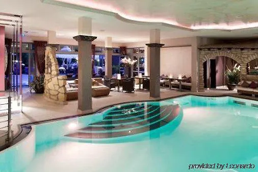 Parkhotel Heidehof Long דירה 4*